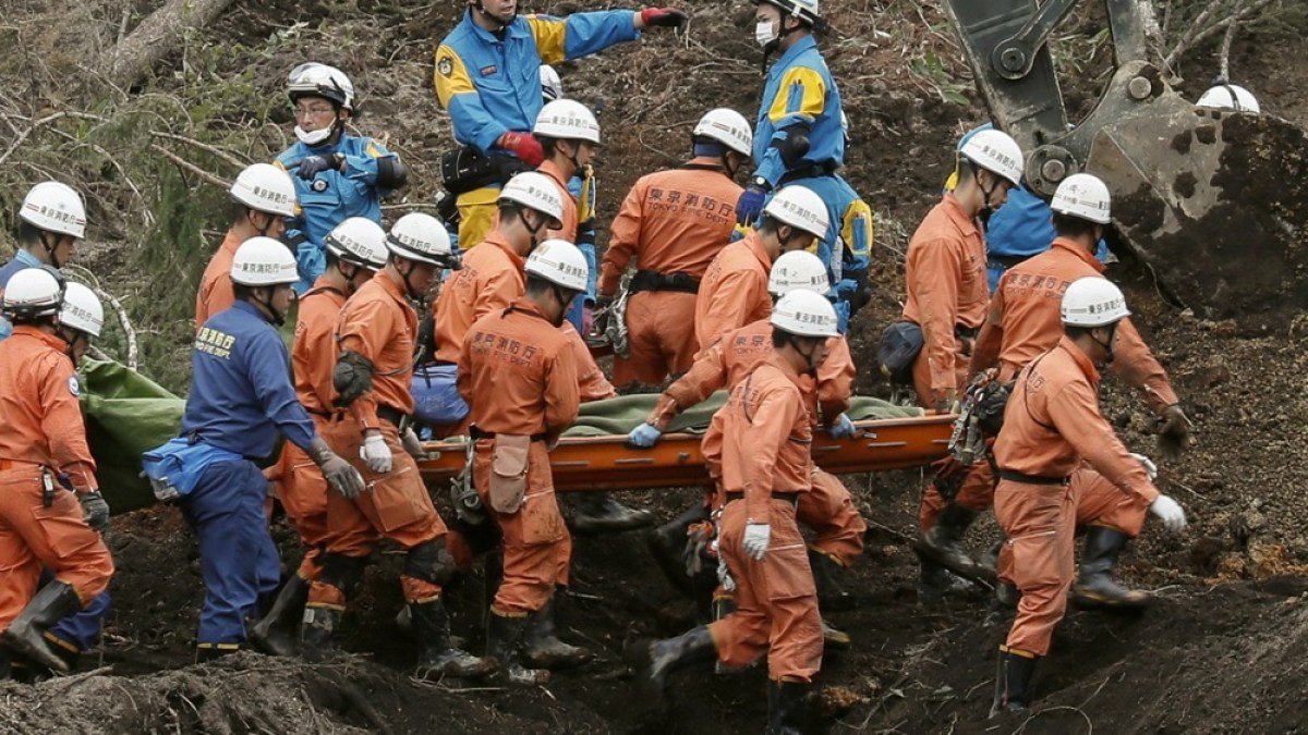 Vier werknemers overlijden na val in put in Japan