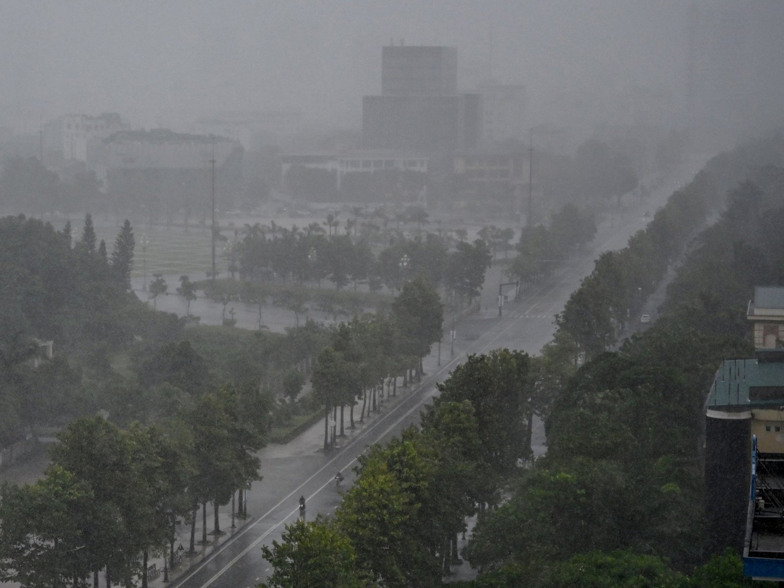 Vietnam bereidt zich voor op evacuatie van 500.000 mensen voor Tyfoon Kajiki