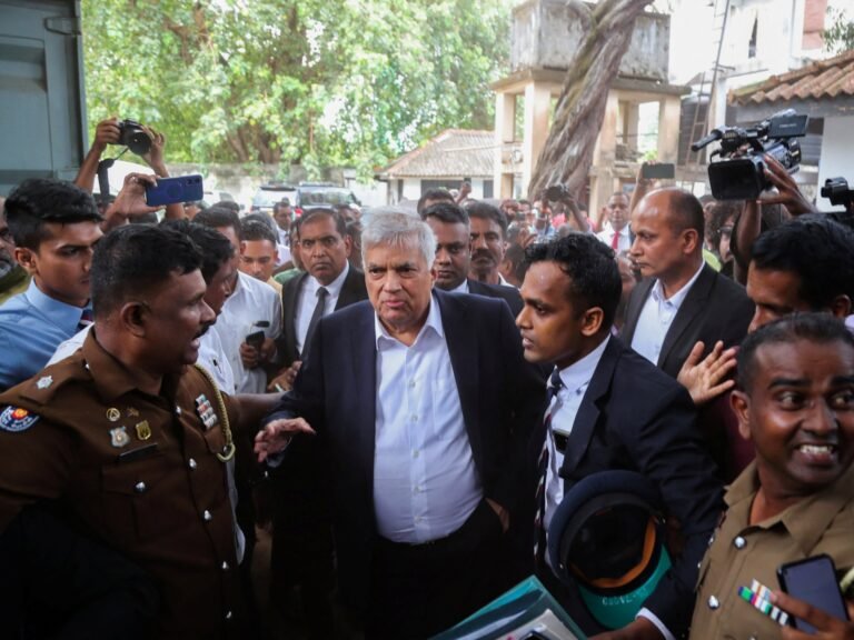 Voormalig president van Sri Lanka Ranil Wickremesinghe gearresteerd