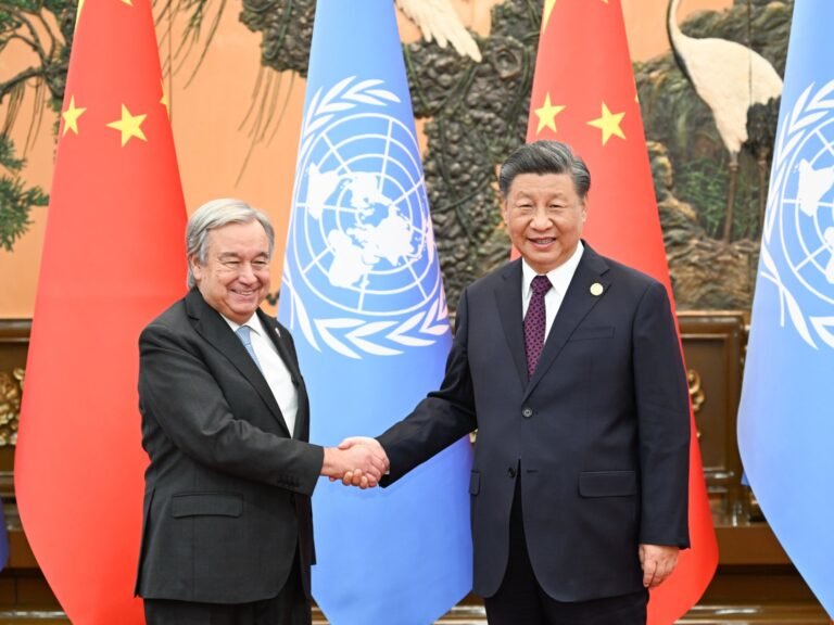 Xi Bevestigt China's Steun aan de Wereldwijde Rol van de VN voor de SCO-top