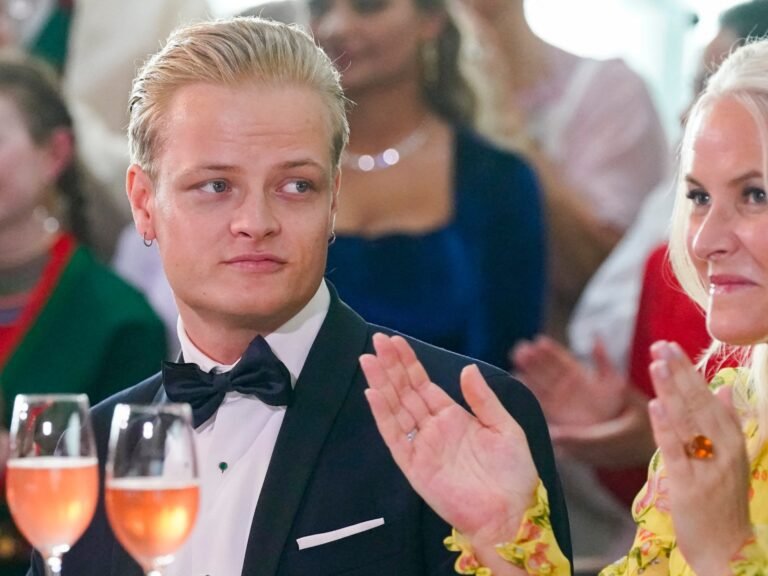Zoon van Noorse kroonprinses aangeklaagd voor verkrachting en huiselijk geweld