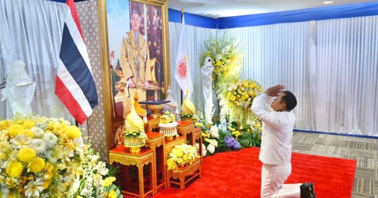 Anutin Charnvirakul beëdigd als premier van Thailand na koninklijke goedkeuring