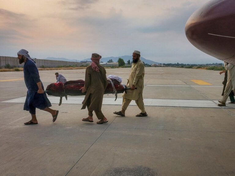 Dodelijke aardbeving treft Afghanistan: Wat we tot nu toe weten