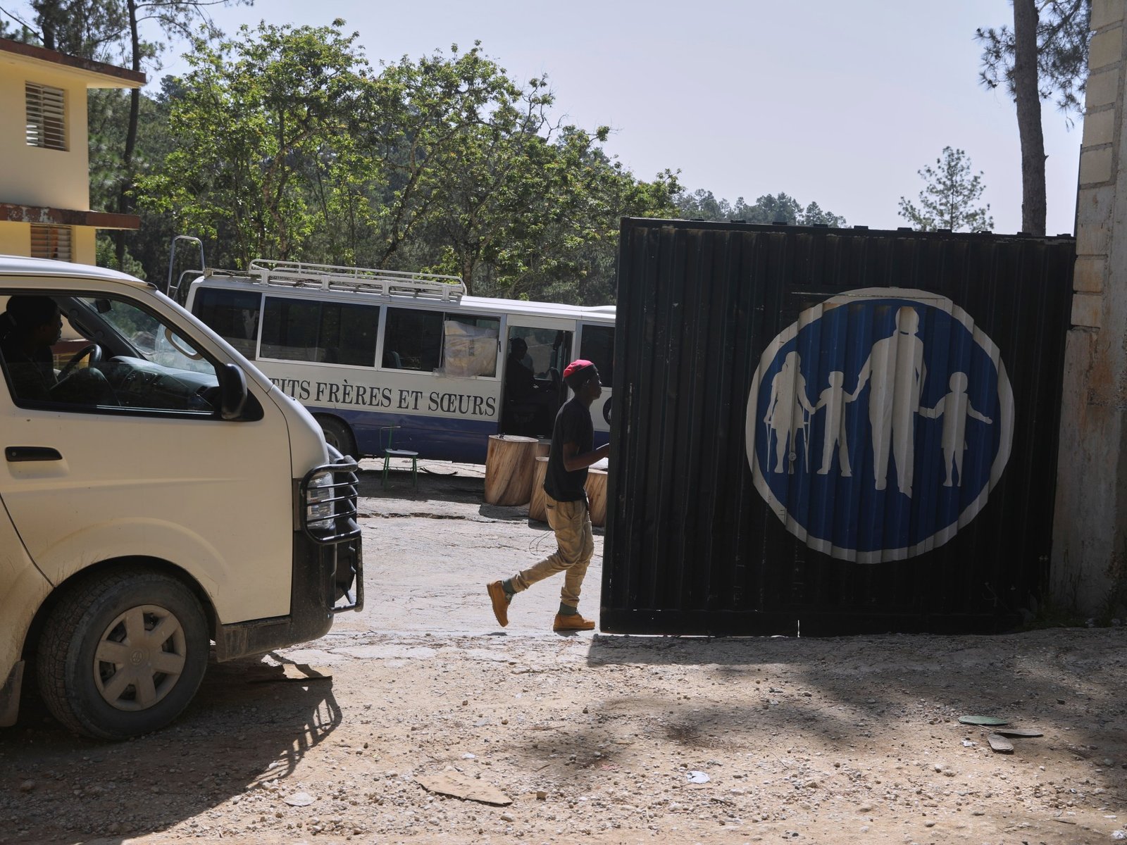 Ierse missionaris vrijgelaten na ontvoering van weeshuis in Haïti