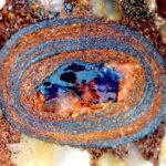 Kleine ijzeroxide stenen onthullen dat de oude oceanen van de aarde arm aan koolstof waren, wat eerdere aannames uitdaagt