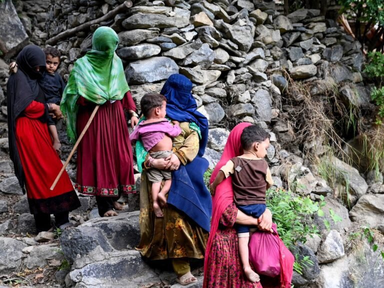 Na de aardbeving staan de kinderen van Afghanistan voor een dubbele crisis