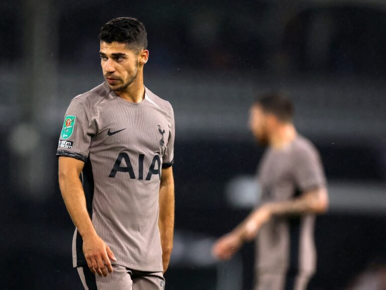 Ondertekening van Israël's Solomon zorgt voor fanprotesten bij Villarreal in Spanje