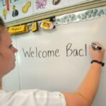 Terug naar school: Stijgende kosten van schoolbenodigdheden stimuleren de tweedehandsmarkt