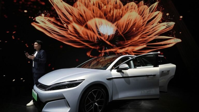 Tesla-verkoop daalt met 40% in Europa, terwijl Chinese BYD zijn verkopen verdrievoudigt