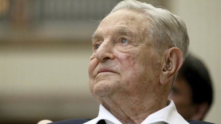 Trump vraagt om federale aanklachten tegen miljardair George Soros