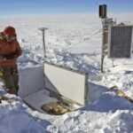 Massale afkalvingen van de Helheimgletsjer vertonen onverwacht gedrag
