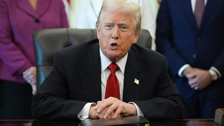 Trump stelt $2.000 betalingen voor aan de meeste Amerikanen om voordelen van tarieven te benadrukken