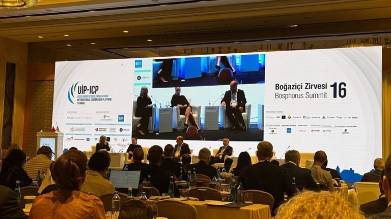 Zakenwereld komt samen op de Bosporus Summit in Istanbul met AI in de schijnwerpers