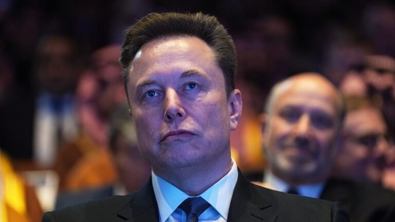 Europese Commissie legt Elon Musk's sociale netwerk X een boete van €120 miljoen op
