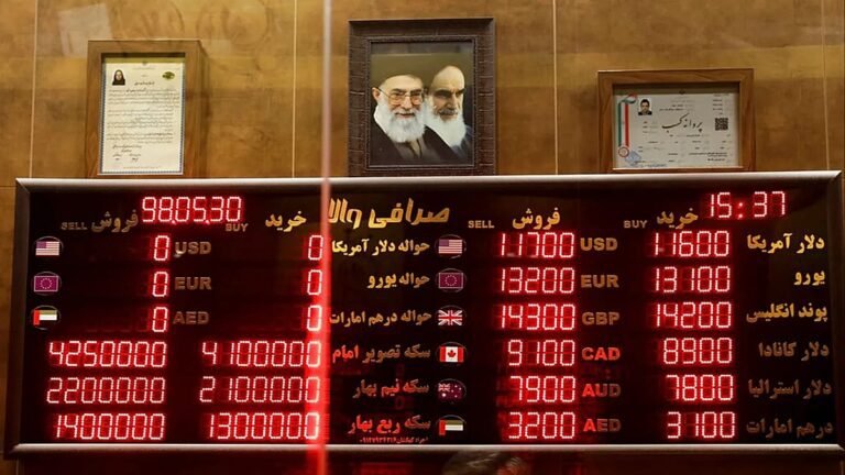 Lege Tafels en Gesanctioneerde Valuta: Waarom de Protesten in Iran Deze Keer Anders Zijn