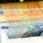 De Griekse economie boekt vooruitgang, maar wereldwijde risico's blijven een zorg