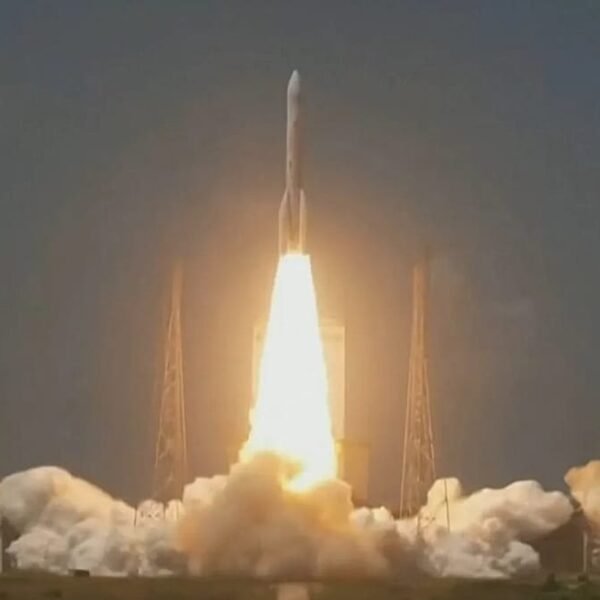 Ariane 6-raket lanceert 32 satellieten voor Amazon Leo-netwerk