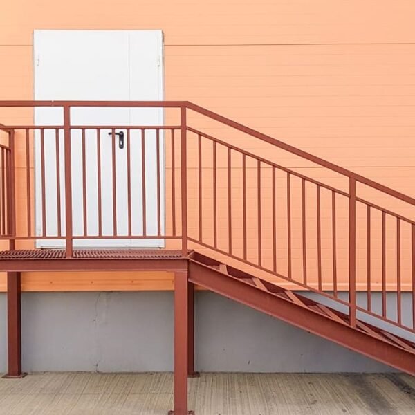 Digitale Netwerken Wet: Achterdeurtjes voor Netwerkvergoedingen en Meer