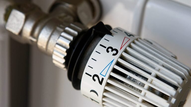 Elektriciteit en gasprijzen in Europa: De duurste en goedkoopste steden in 2026