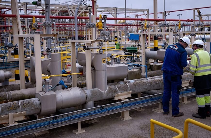 Vier jaar na de invasie van Rusland: Hoe zijn de elektriciteits- en gasprijzen in Europa veranderd?