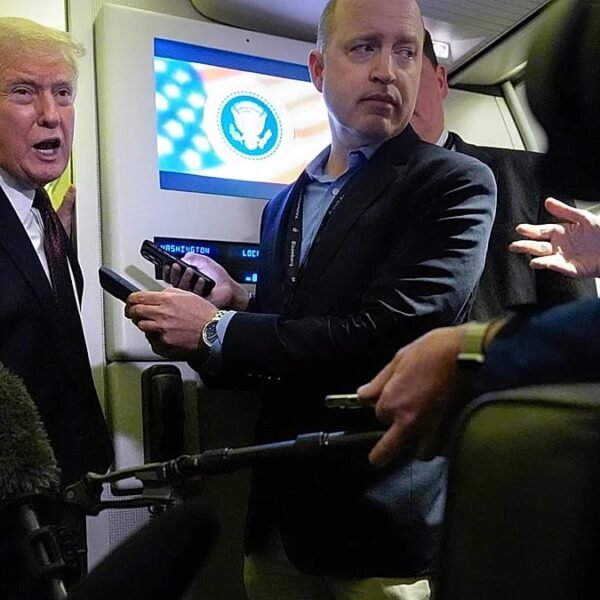 Olieprijzen Stijgen Terwijl Trump Bondgenoten Oproept om Straat van Hormuz te Beveiligen