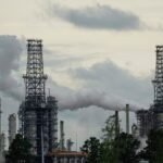 Olieprijzen stijgen boven de $100 per vat door impact van het conflict in Iran op de voorraden