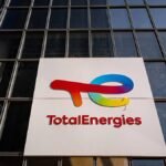 TotalEnergies Behaalt $1 Miljard Winst Door Investeringen in Midden-Oosten Olie Ondanks Oorlogsverstoringen
