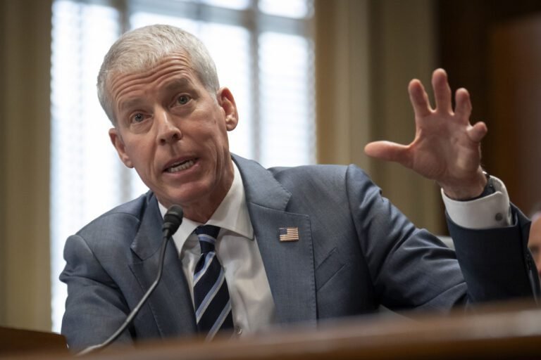 Trump-regering roept noodpowers in om olie-exploitatie langs de kust van Californië te herstarten