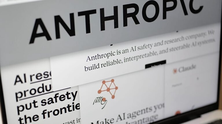 Hackers Breken Door in Anthropic's 'Te Gevaarlijk om Vrij te Geven' Mythos AI Model