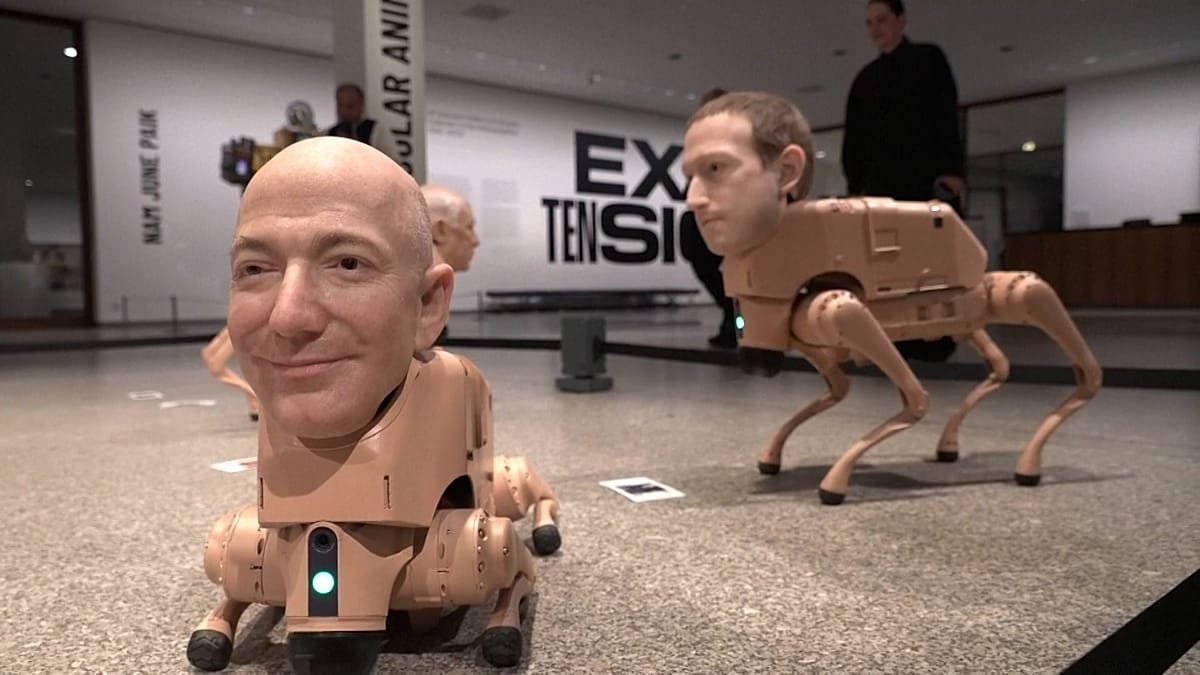 Robot Honden met Gezicht van Elon Musk en Bezos Creëren AI Kunst in Berlijns Museum