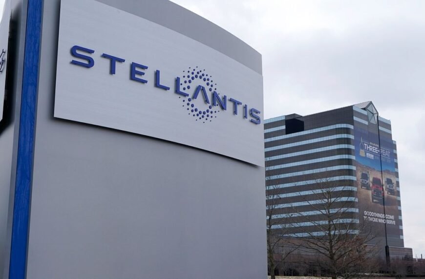 Stellantis roept 77.500 voertuigen terug in Spanje vanwege brandrisico