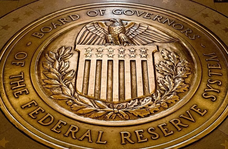 Verhoogt de Amerikaanse Fed de rente om inflatie door de oorlog met Iran te bestrijden?