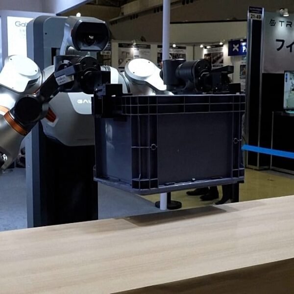 Zou jij samenwerken met een grappenmakende robot? Japan streeft ernaar China bij te benen op&hellip;