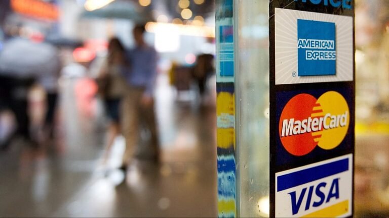 Europa neemt maatregelen tegen de macht van Visa en Mastercard - maar niet iedereen is het eens