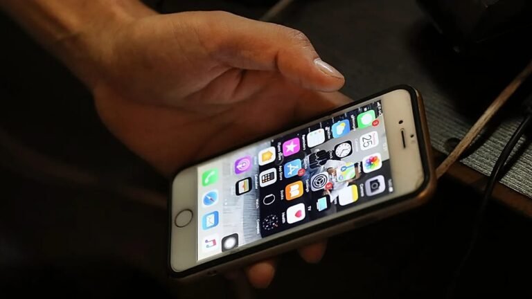 Iran's Internet Komt Terug Ondanks Rechterlijke Stop, Meldingen Bevestigen